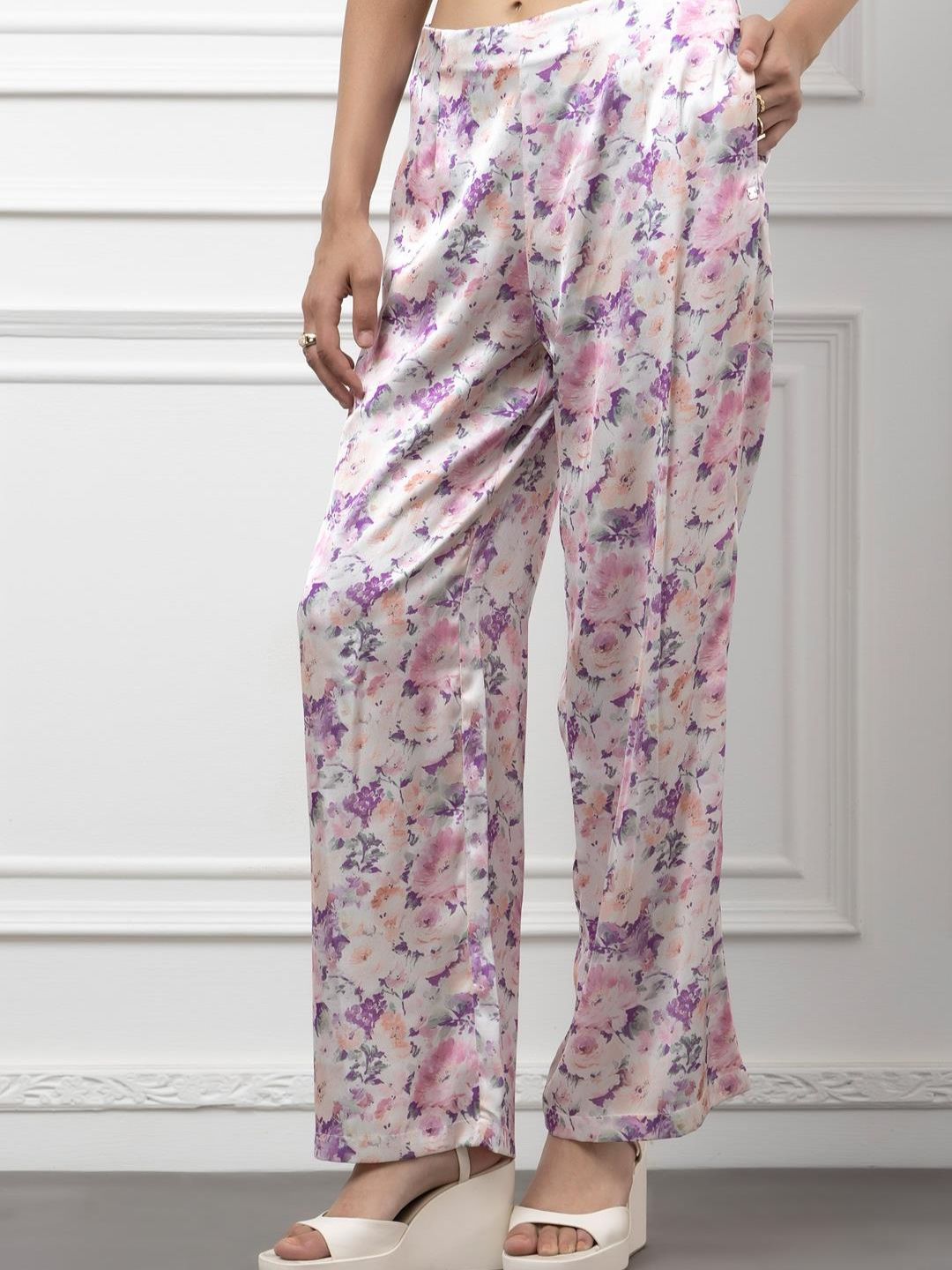 Sleeveless Satin Coord Set with Floral Print Beatnik India
