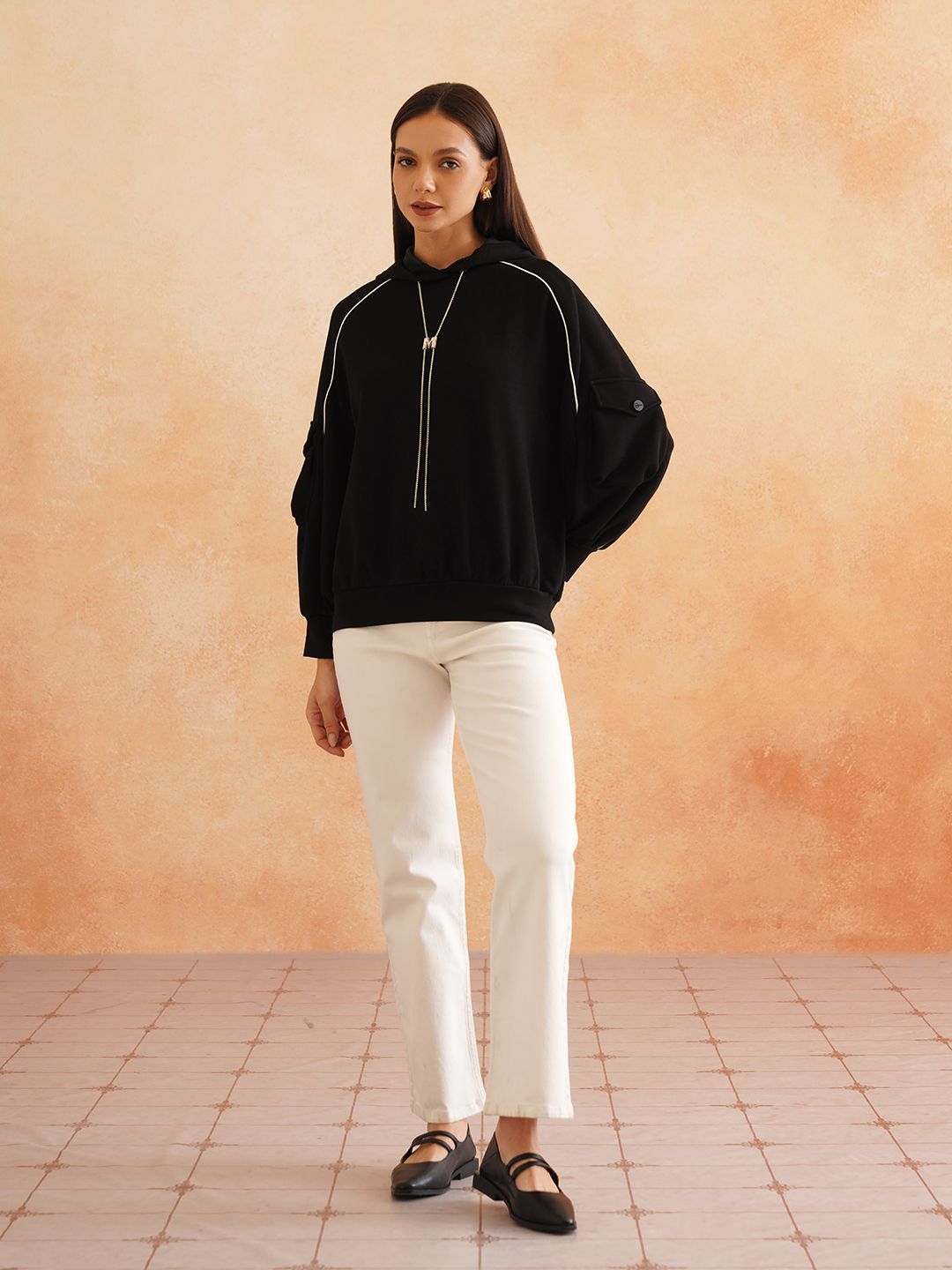 Hooded Black Full Sleeve Sweatshirts Beatnik