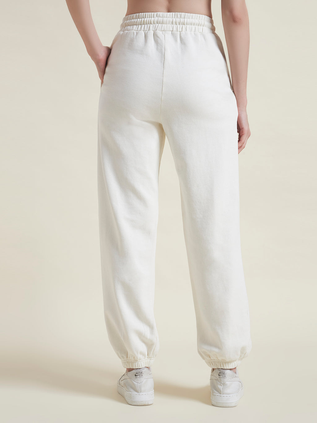 Airport Ease Off White Joggers