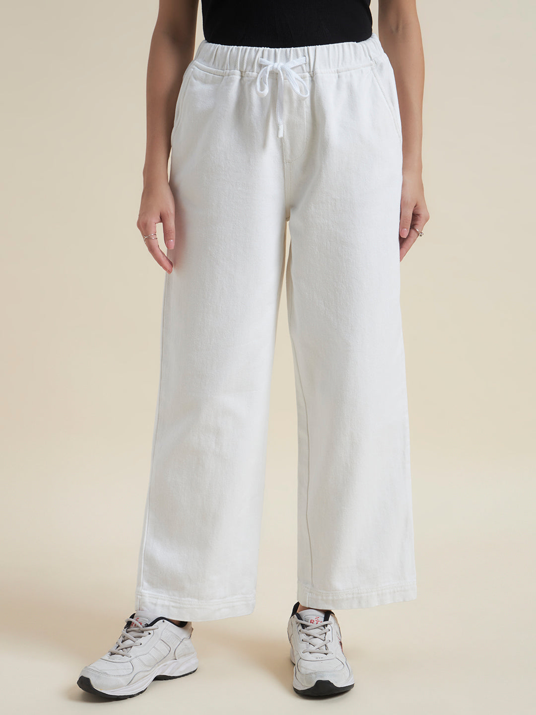 Beatnik Womens White Relaxed Fit Solid Denim Trouser
