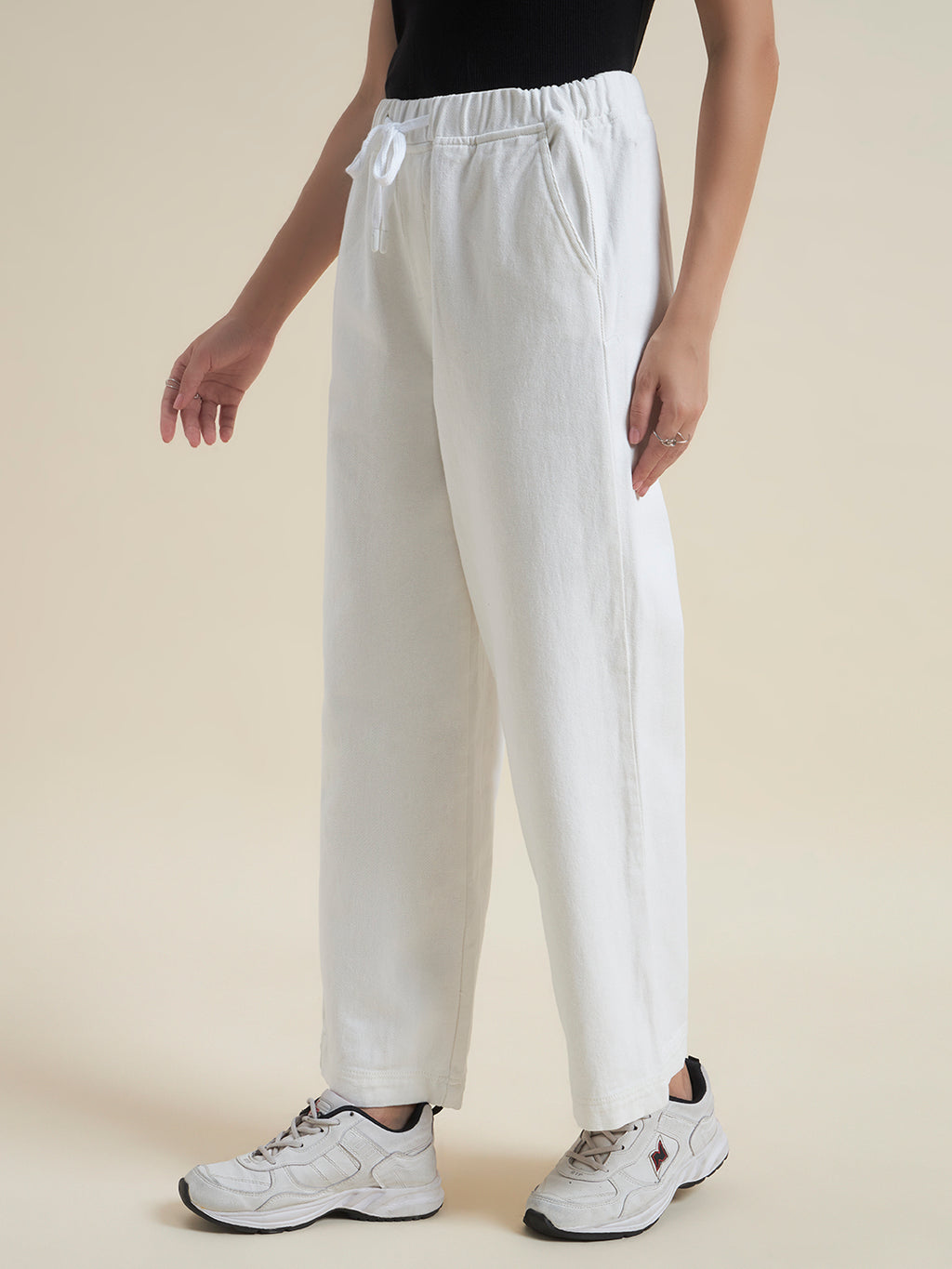 Beatnik Womens White Relaxed Fit Solid Denim Trouser