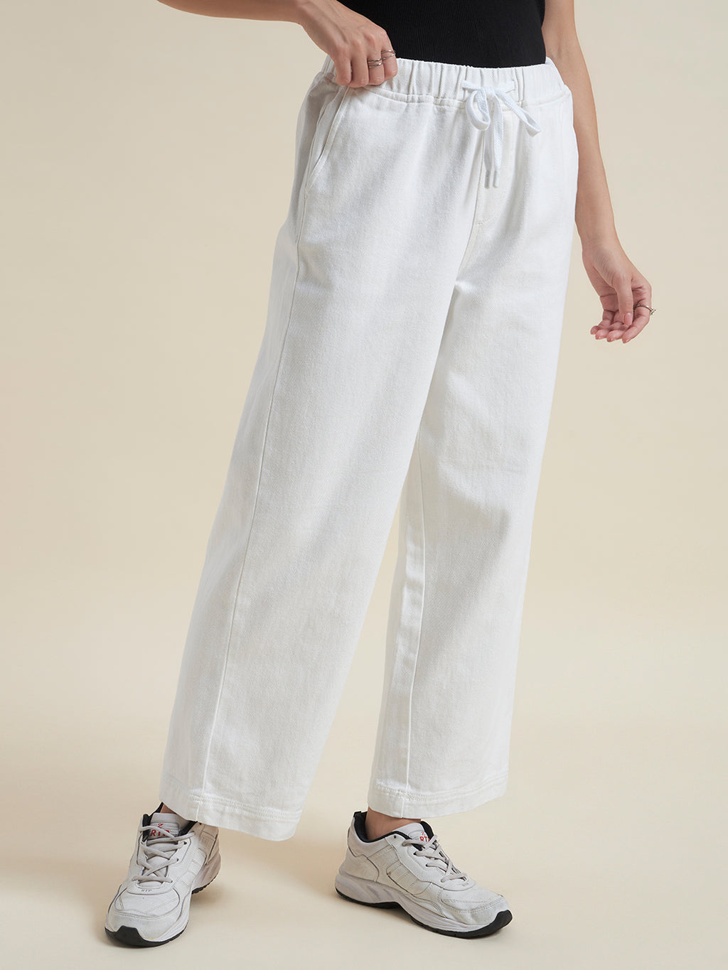 Beatnik Womens White Relaxed Fit Solid Denim Trouser