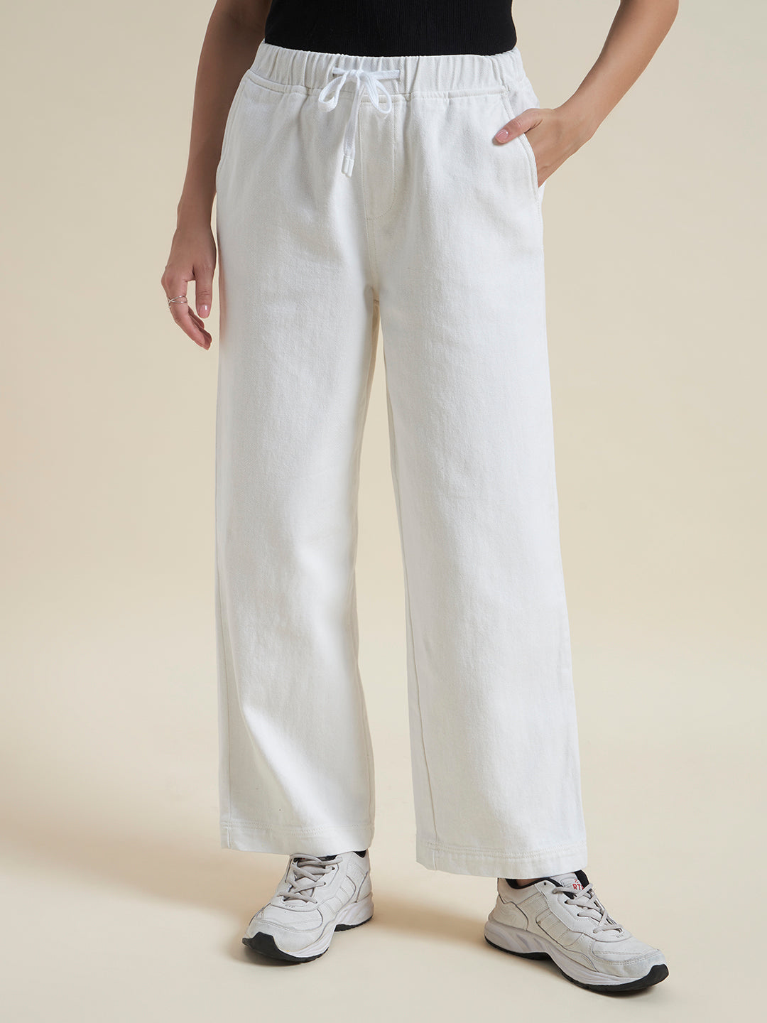 Beatnik Womens White Relaxed Fit Solid Denim Trouser