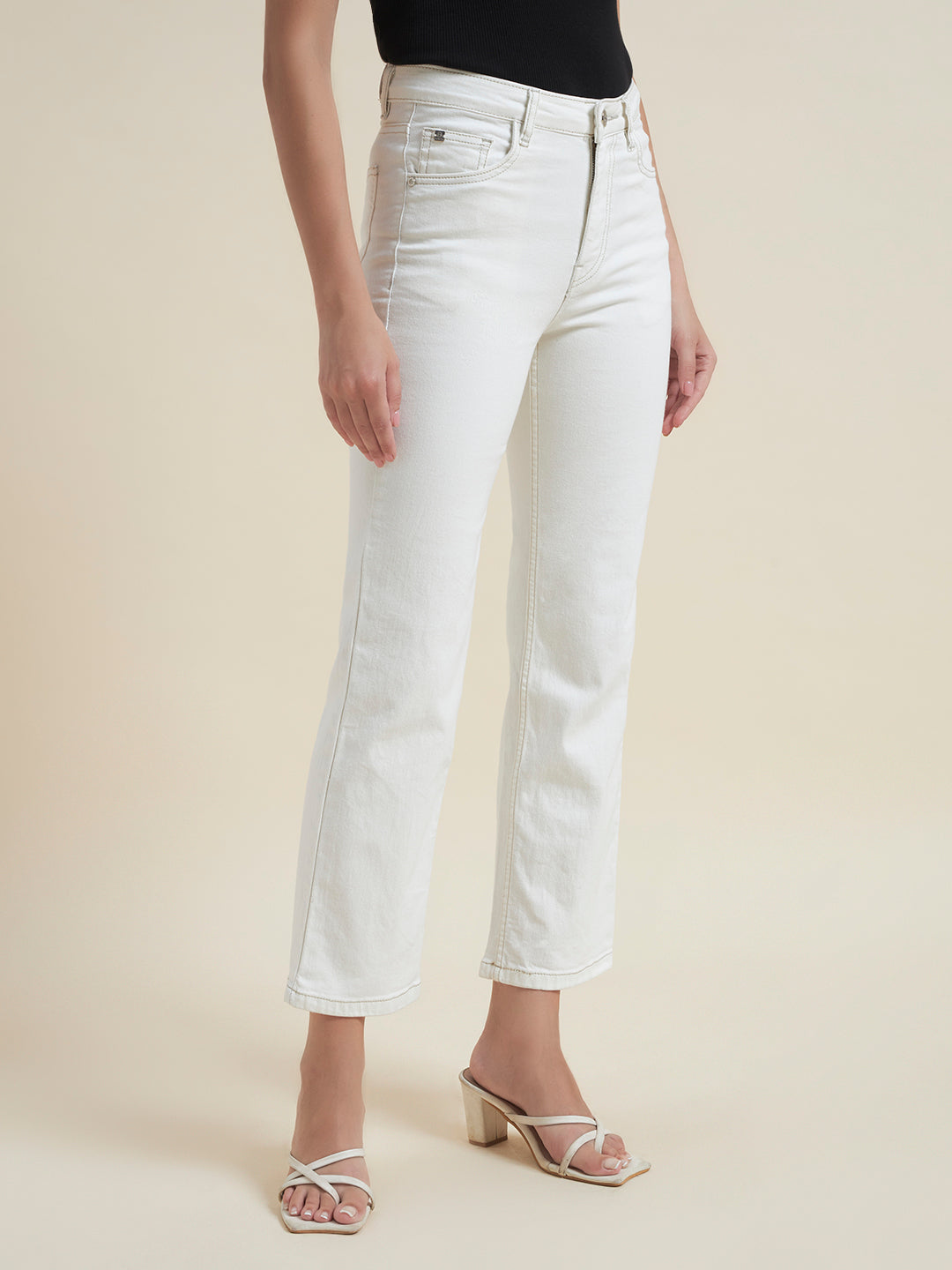 Beatnik Women White Solid Straight Fit jeans
