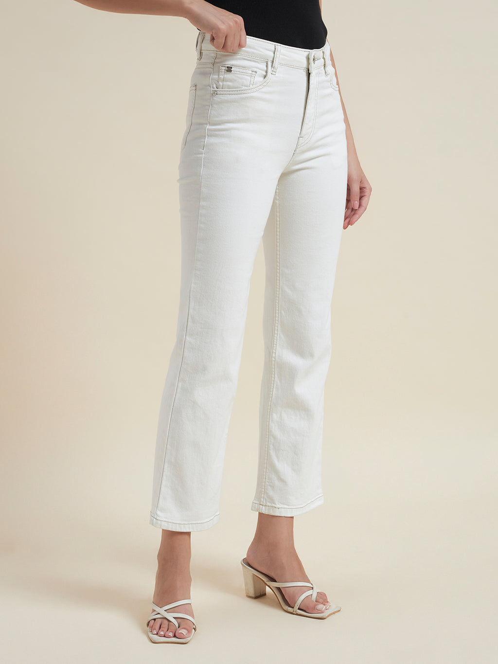Beatnik Women White Solid Straight Fit jeans