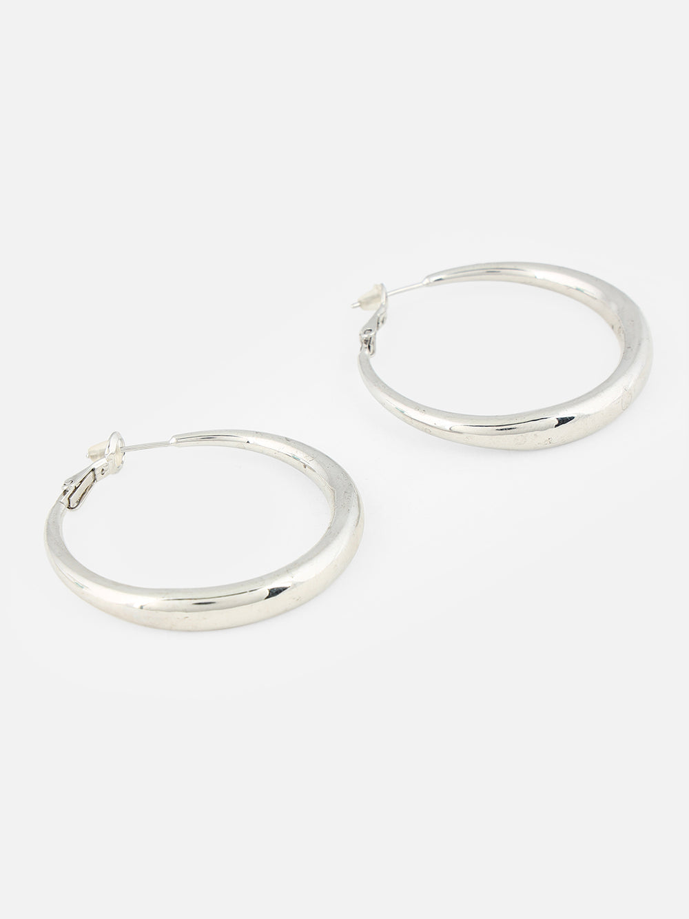 Beatnik Classic Polished Silver-Tone Hoop Earrings for Women (Silver)