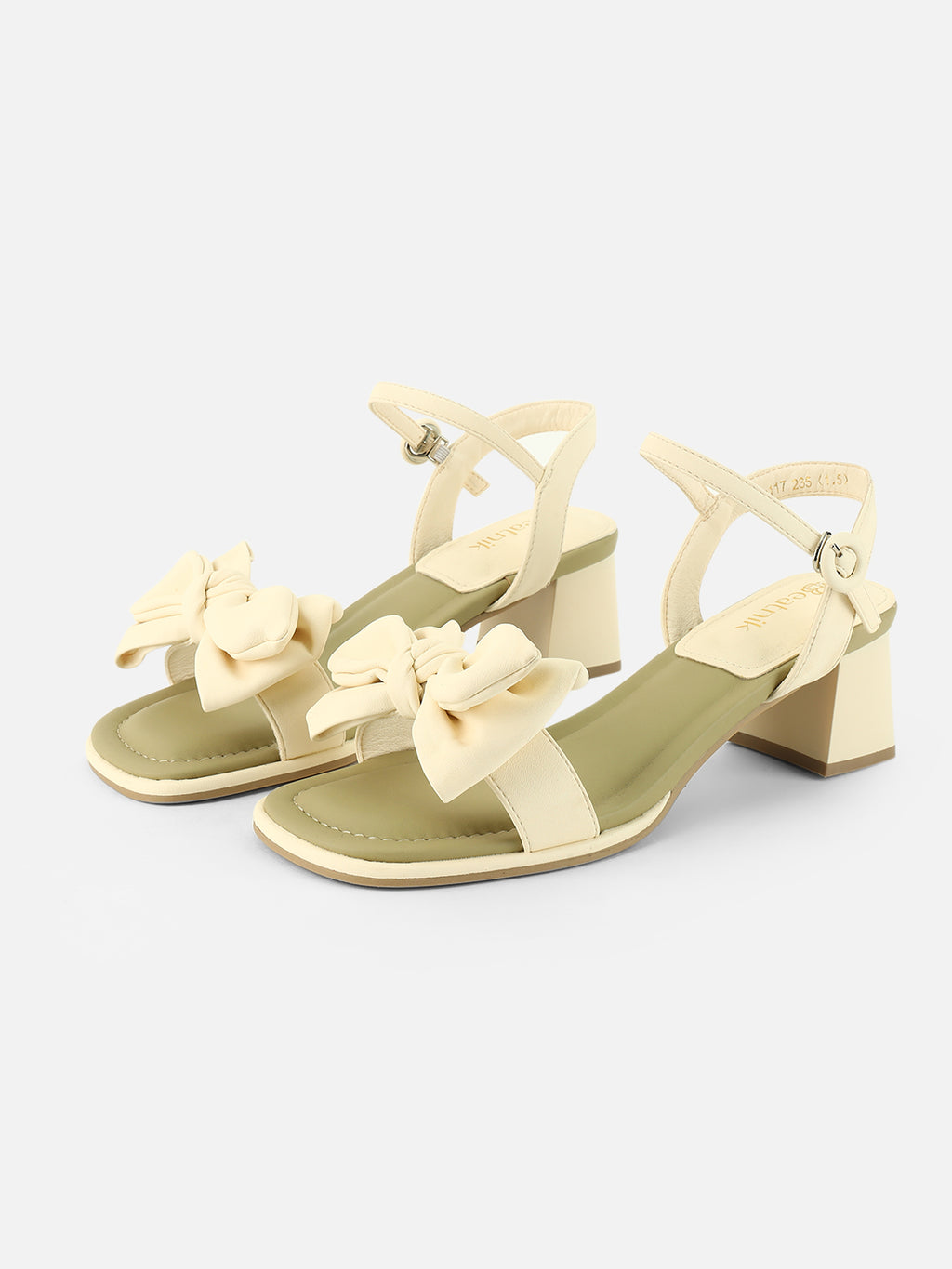 Beatnik Comfort Meets Everyday Style Light Green Sandals