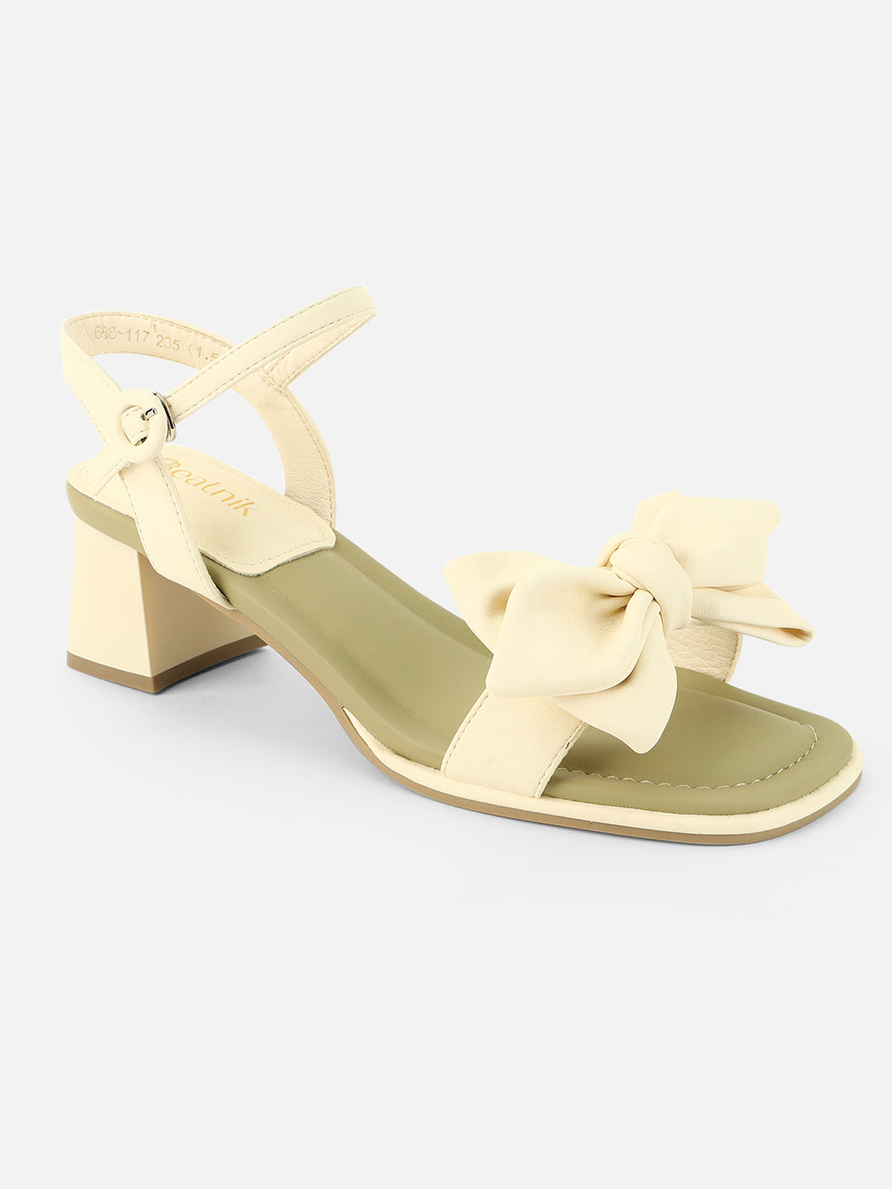 Beatnik Comfort Meets Everyday Style Light Green Sandals