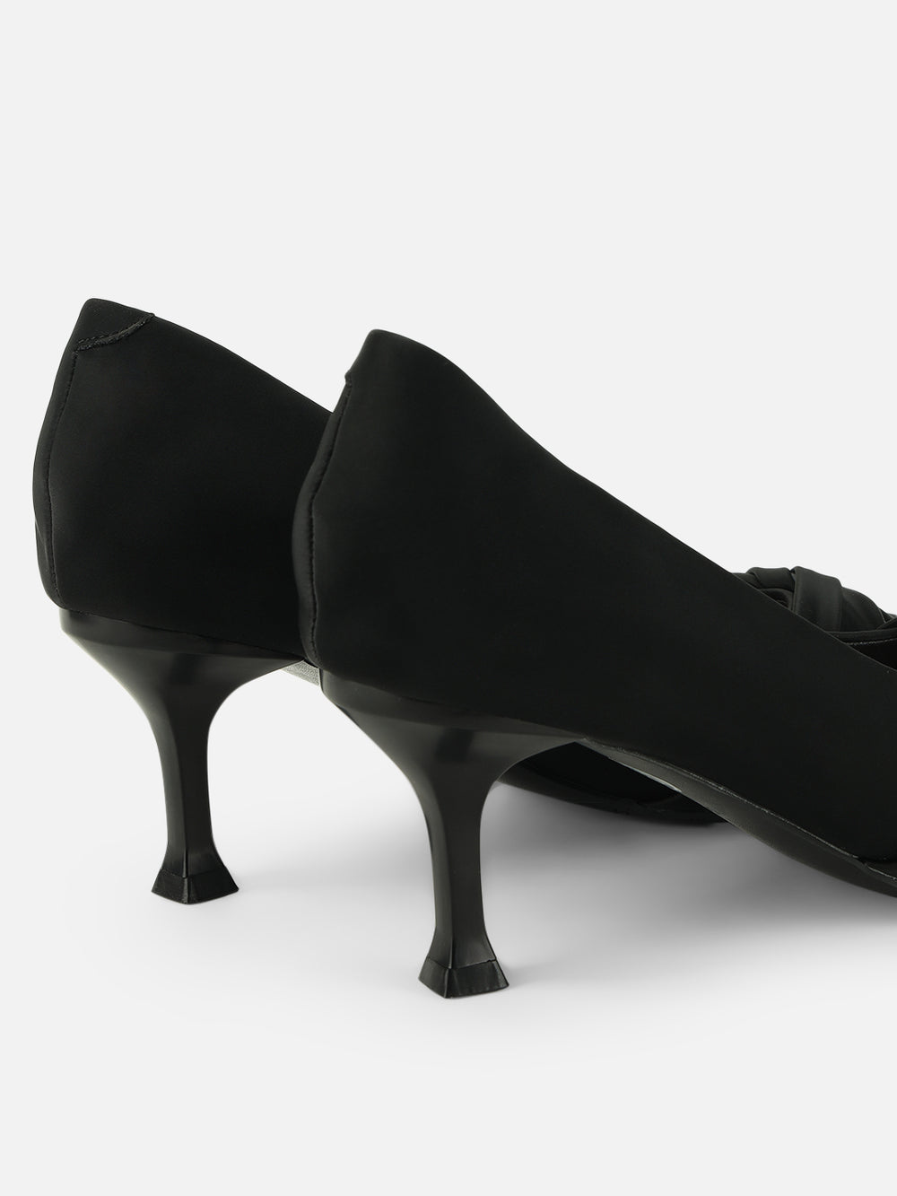 Beatnik Women's Black Pointed-Toe Heels with Twist Knot Detail – Elegant Formal Pumps