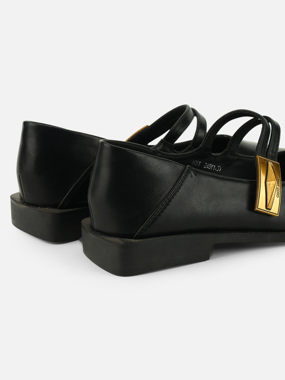 Effortless Elegance: Beatnik Comfort Black Pumps