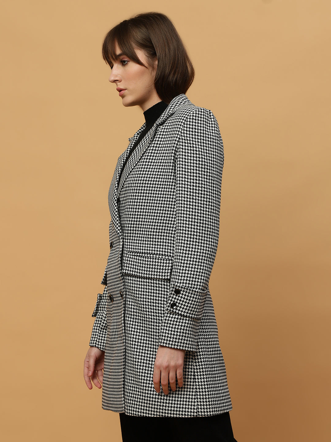 Beatnik Zigzag Long Sleeves Elegant Style Women's Black Blazers Beatnik India