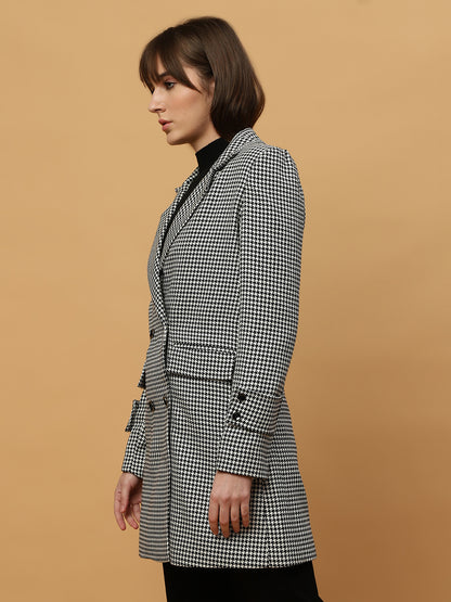 Beatnik Zigzag Long Sleeves Elegant Style Women's Black Blazers Beatnik India