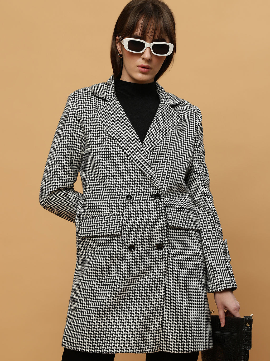 Beatnik Zigzag Long Sleeves Elegant Style Women's Black Blazers Beatnik India