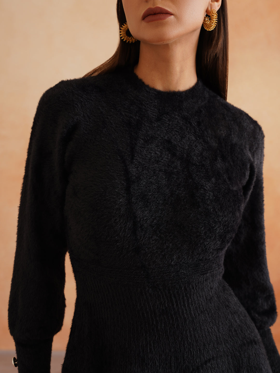 Chic Flat Knit A-Line Black Midi Dress with Fancy Button on Sleeves Beatnik