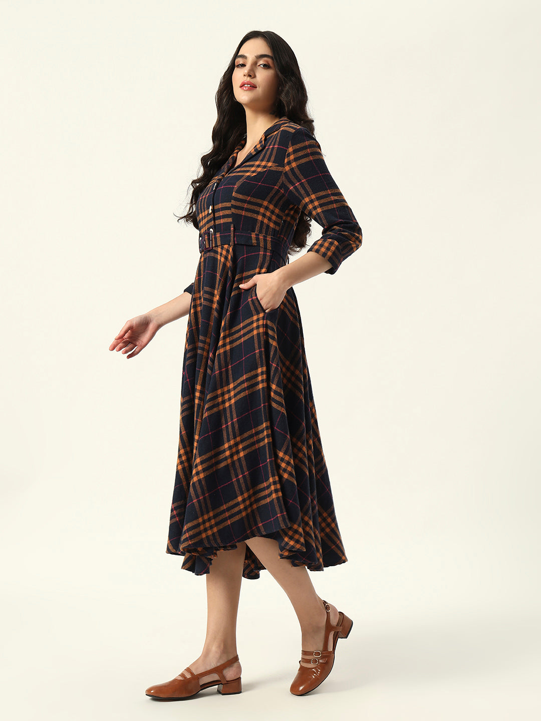 Fitted & Flare Checked Print Casual Wear Midi Dress