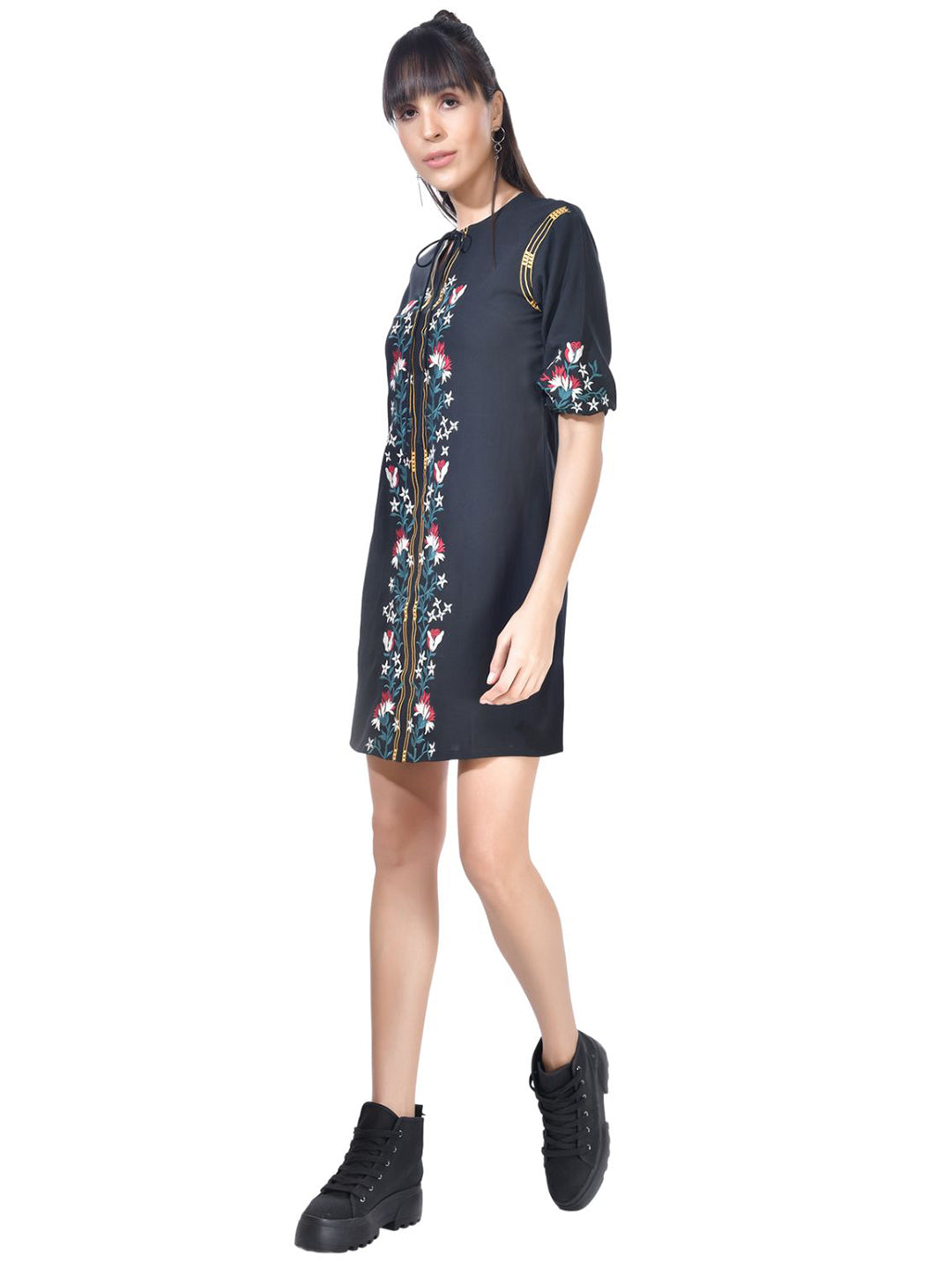 Beatnik Embroidered Casual Wear 3/4th Sleeve A-line Dresses Dresses