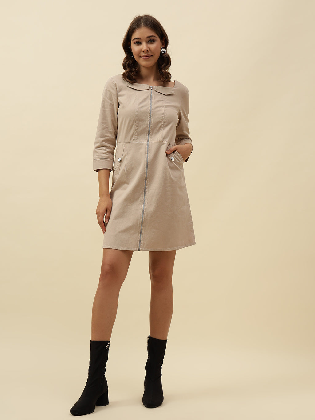 Chic Beige Cotton Blend Mini Blazer Dress – Perfect for Autumn Casual Wear Beatnik