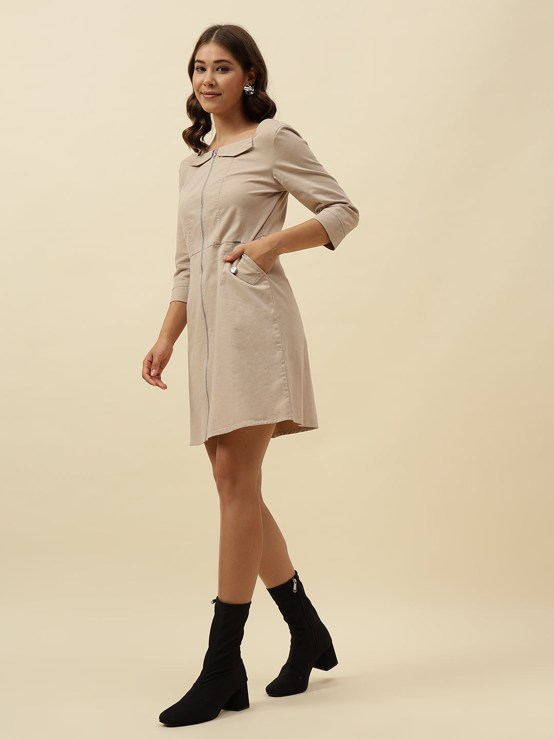 Chic Beige Cotton Blend Mini Blazer Dress – Perfect for Autumn Casual Wear Beatnik