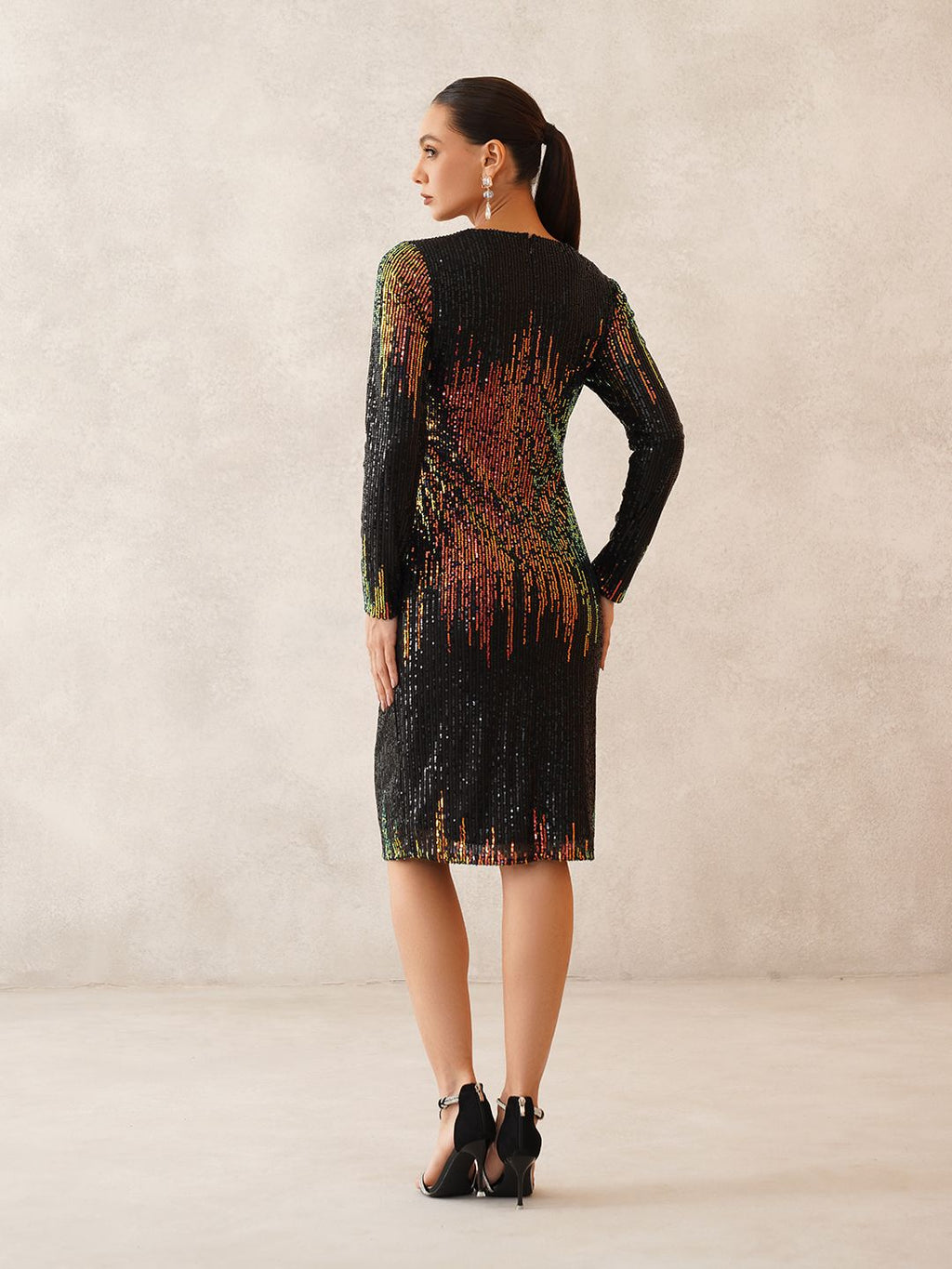 Black Sheath Round Neck Dress Beatnik