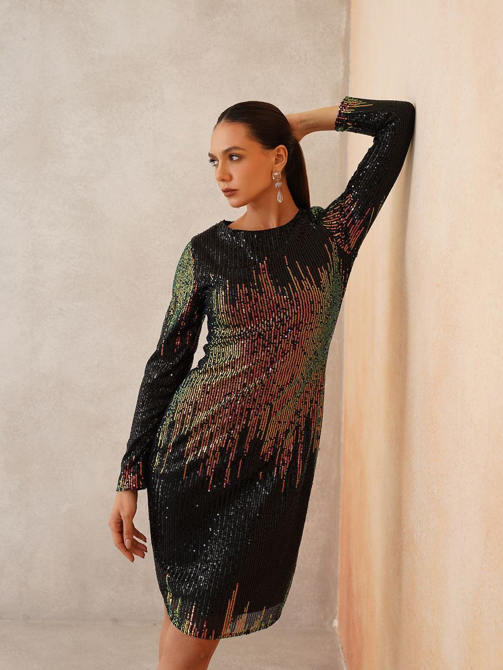 Black Sheath Round Neck Dress Beatnik