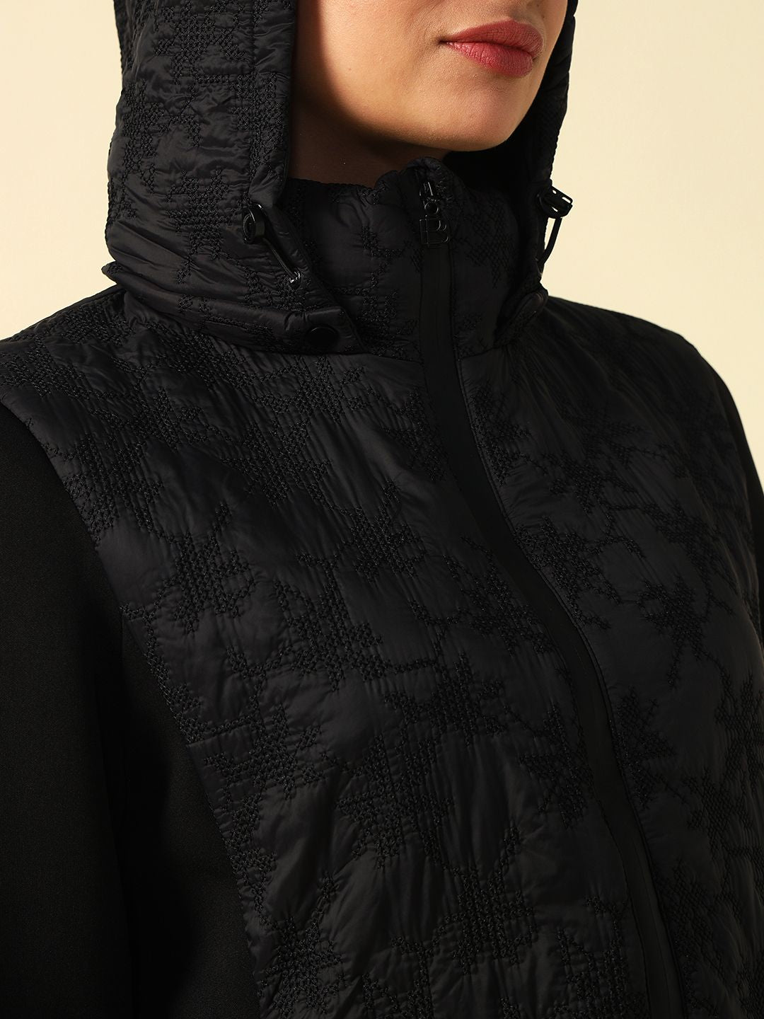Black Puffer Detachable Hood Full Sleeve Jacket Beatnik
