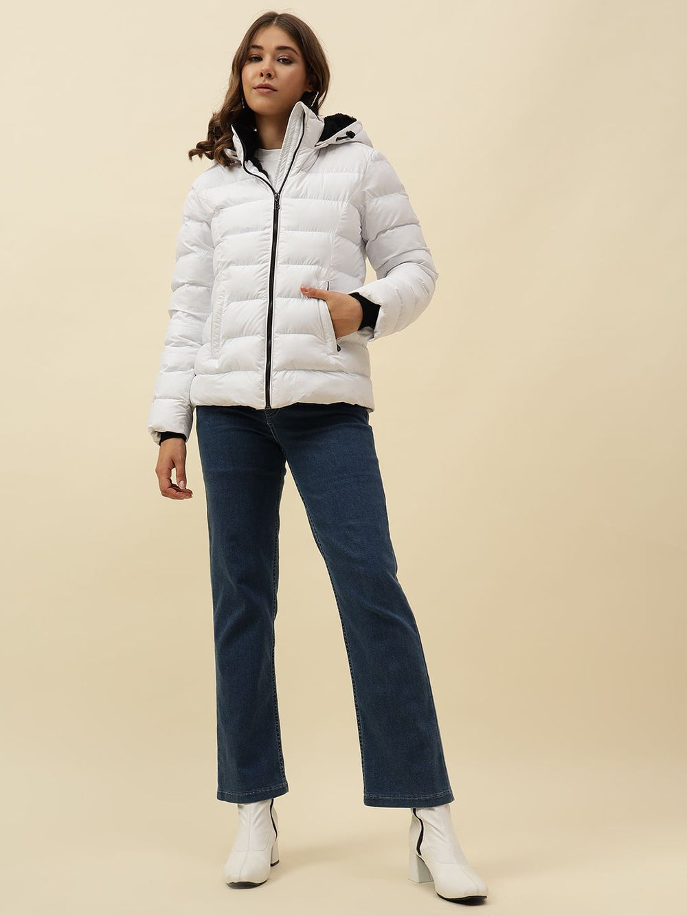 White Puffer Hooded Jacket Beatnik