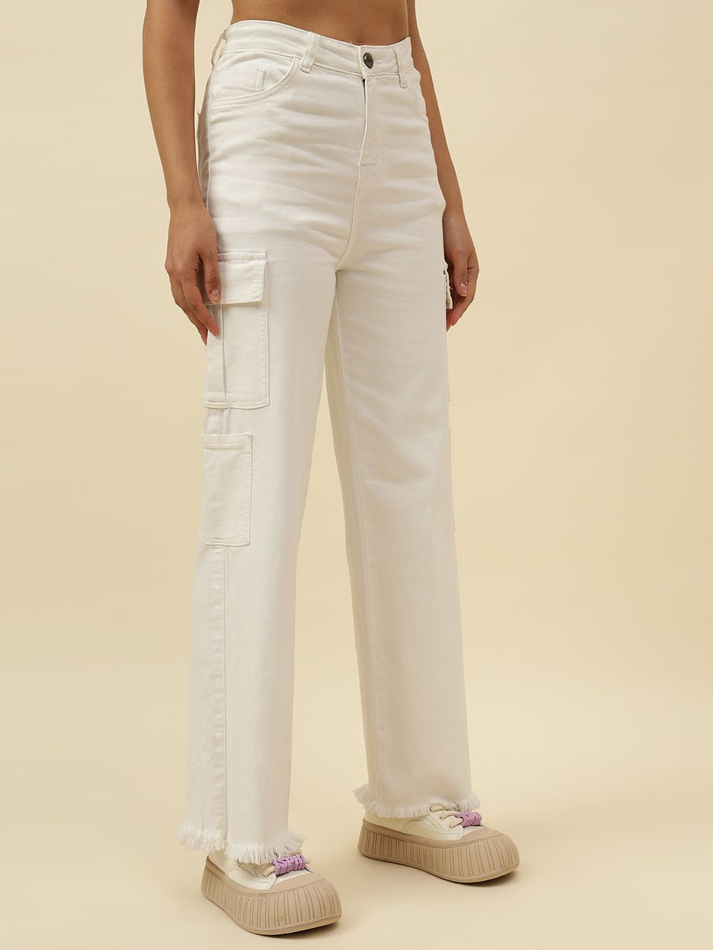 White Cargo Stretchable Jean Beatnik