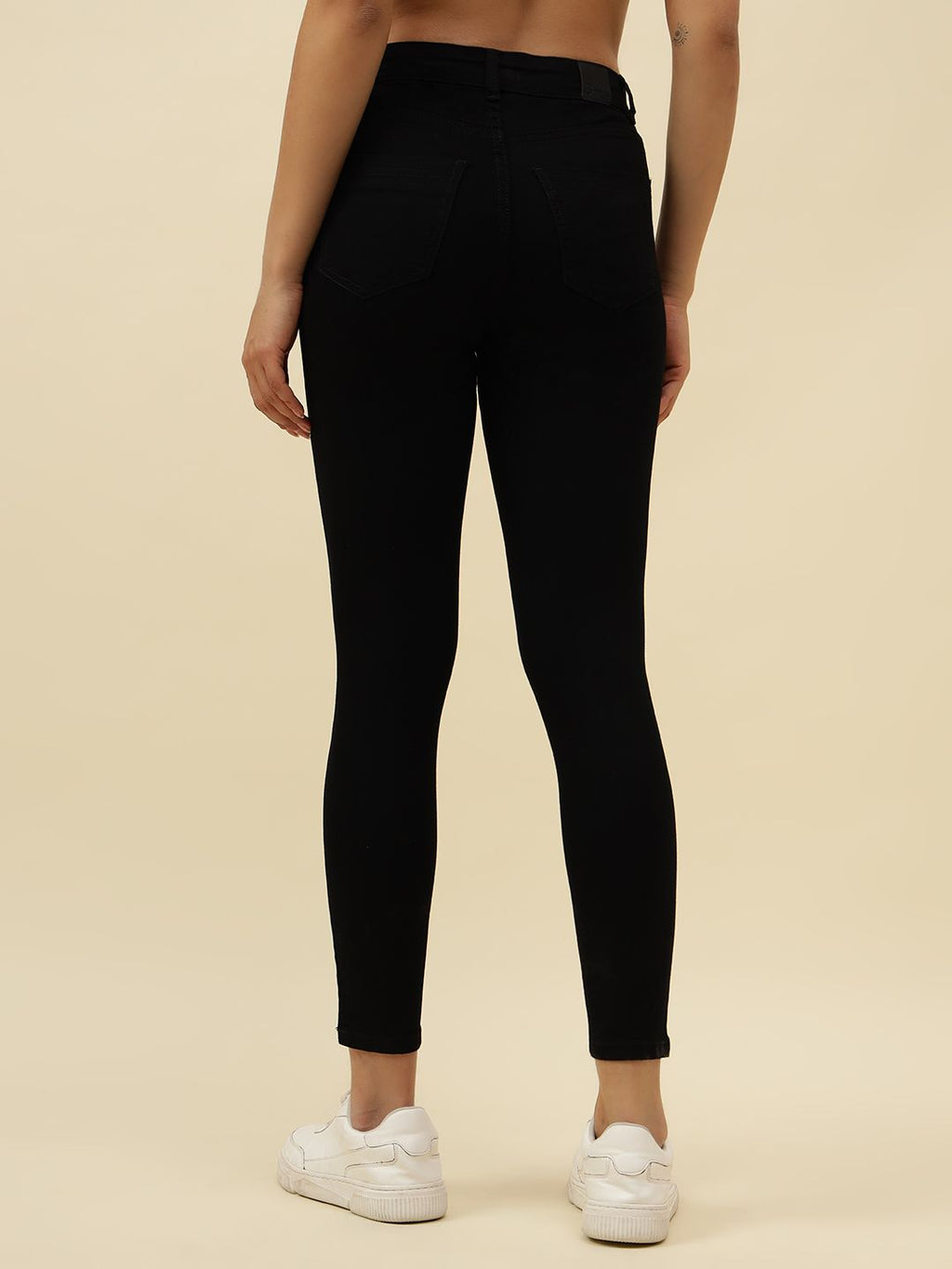 Slim Fit Black Womens Jeans Beatnik