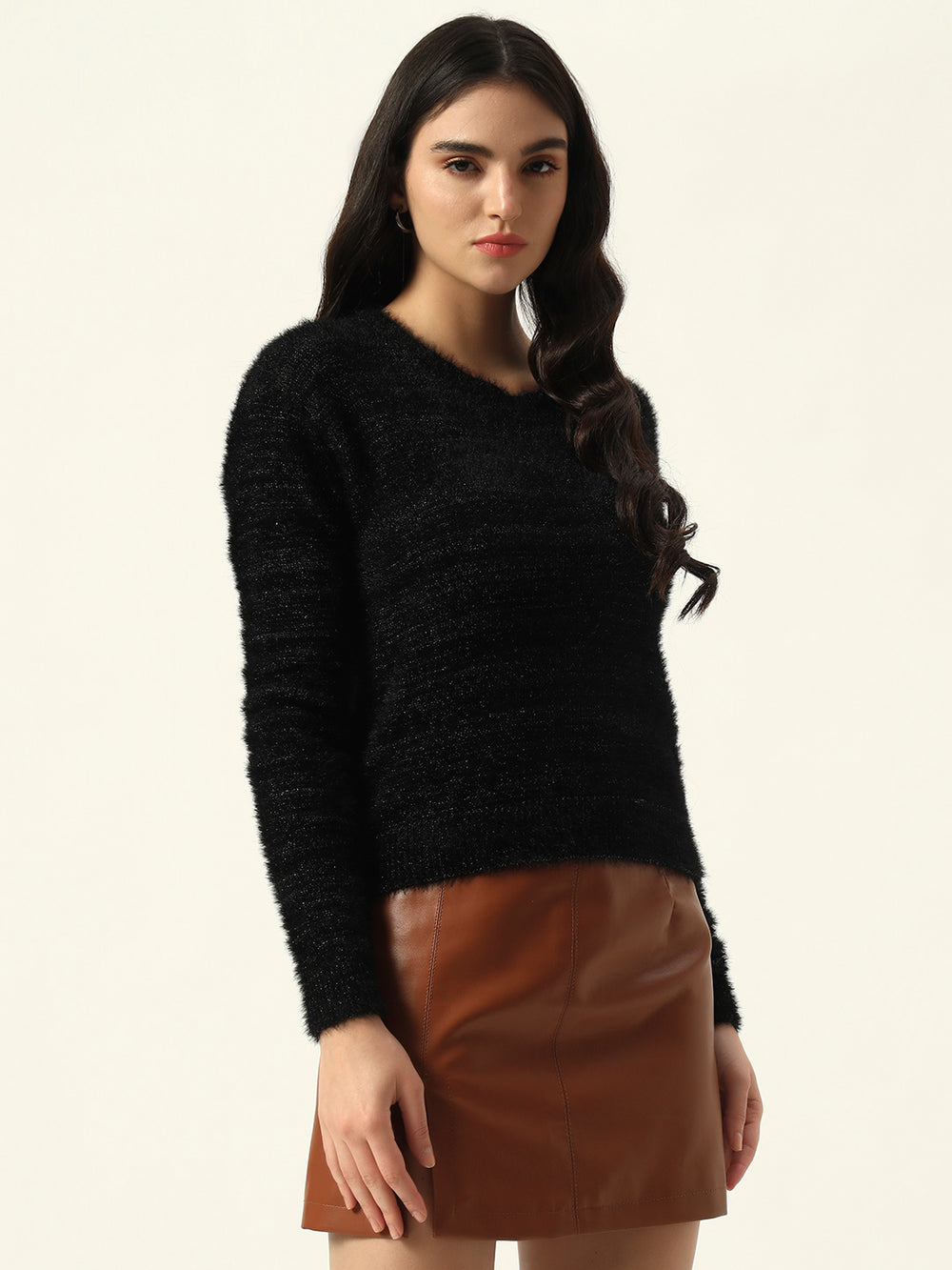 Beatnik Black Glitter Regular Full Sleeves Pull Over Women's Sweaters