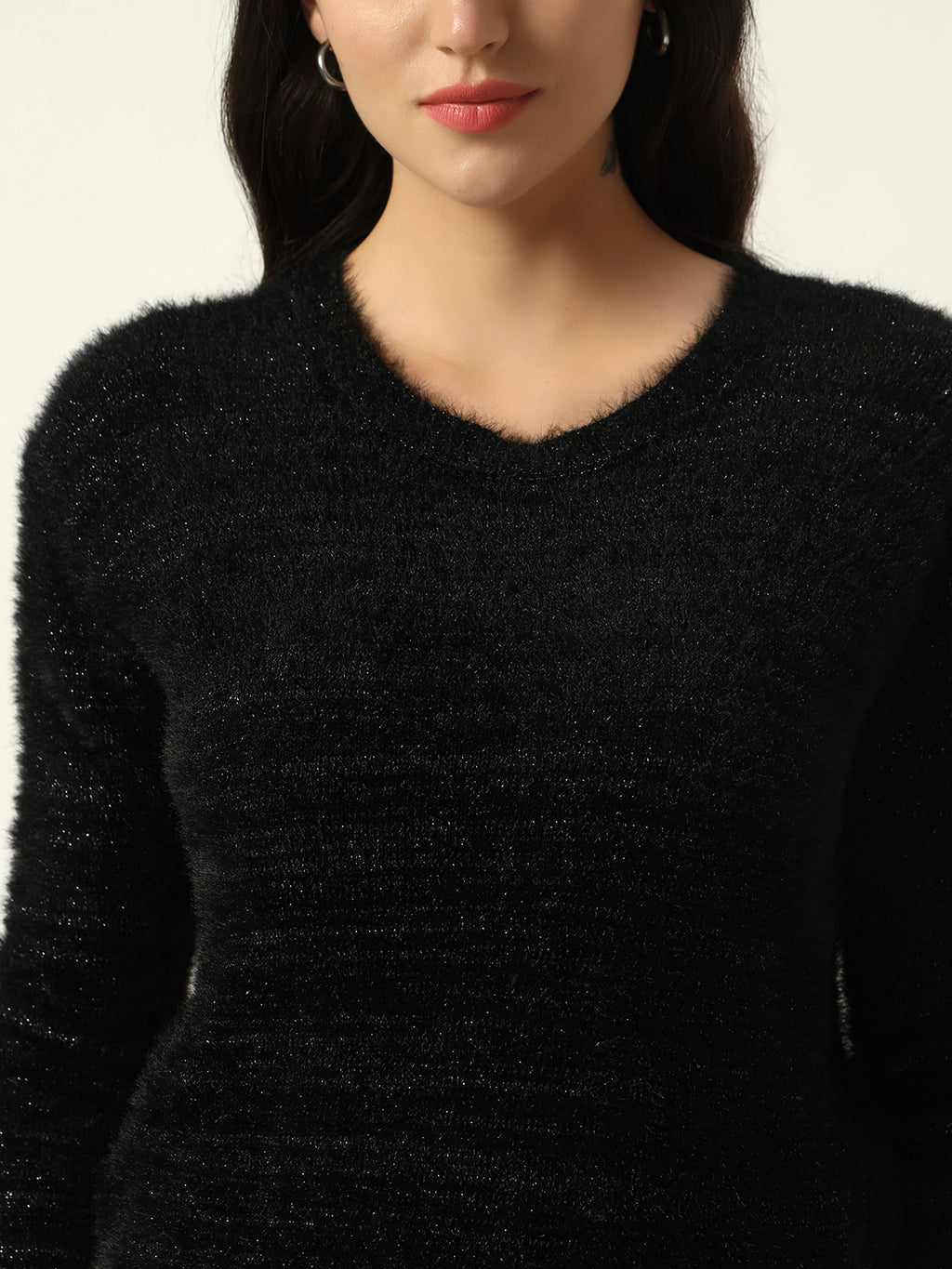 Beatnik Black Glitter Regular Full Sleeves Pull Over Women's Sweaters