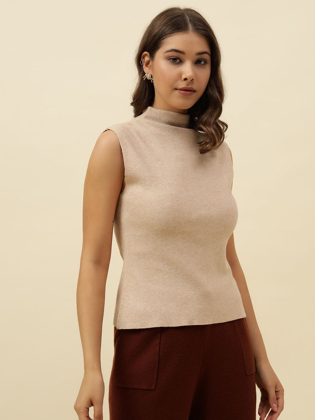 Pull Over Beige Sleeveless Turtle Neck Sweaters