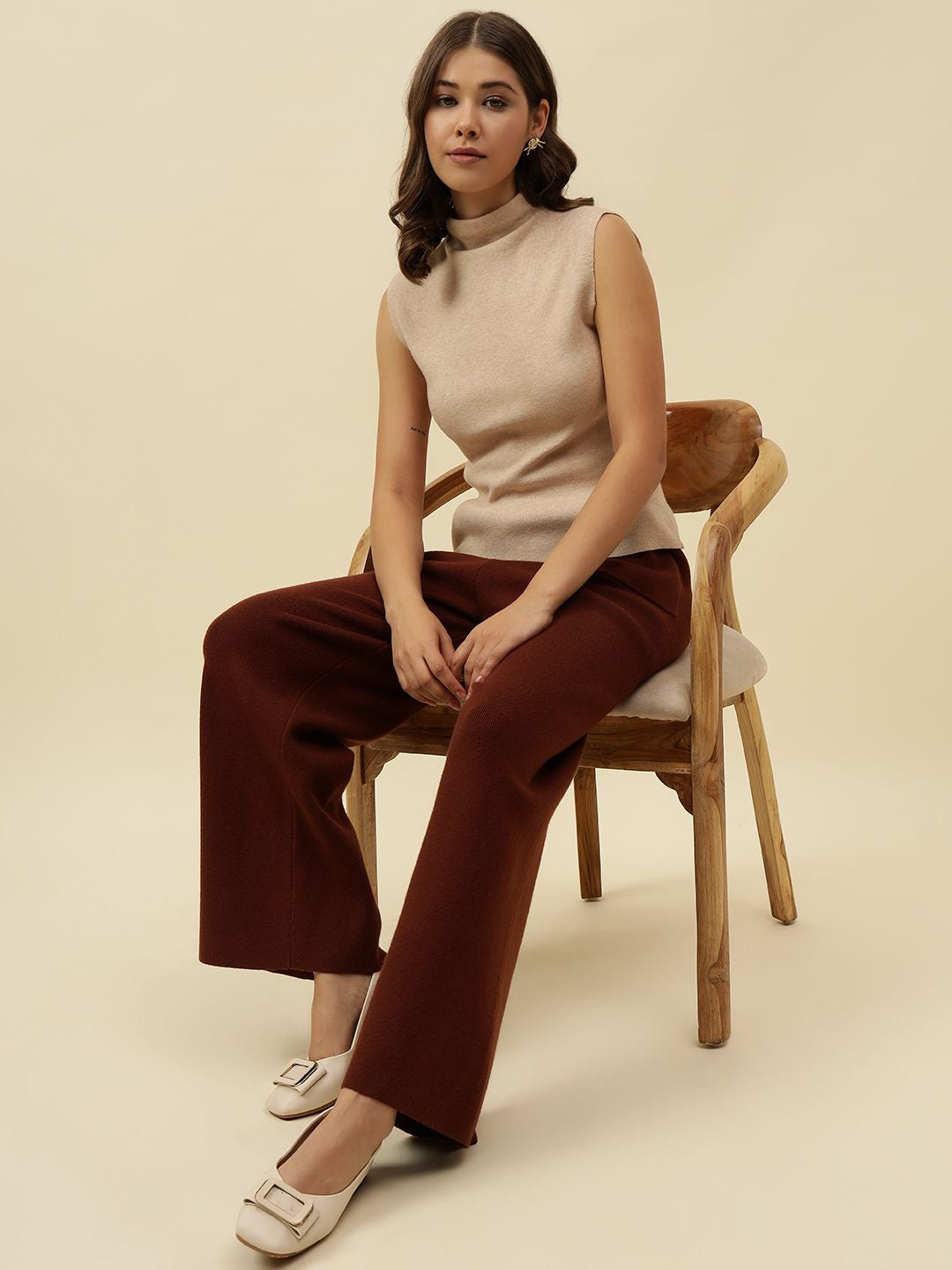 Pull Over Beige Sleeveless Turtle Neck Sweaters Beatnik