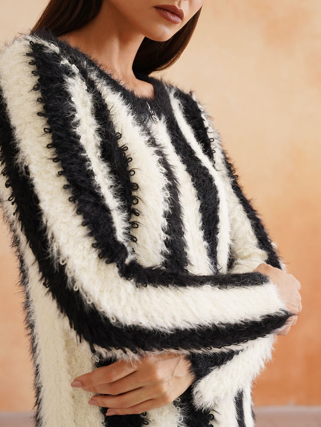 Cardigan White-Black Sweaters Beatnik