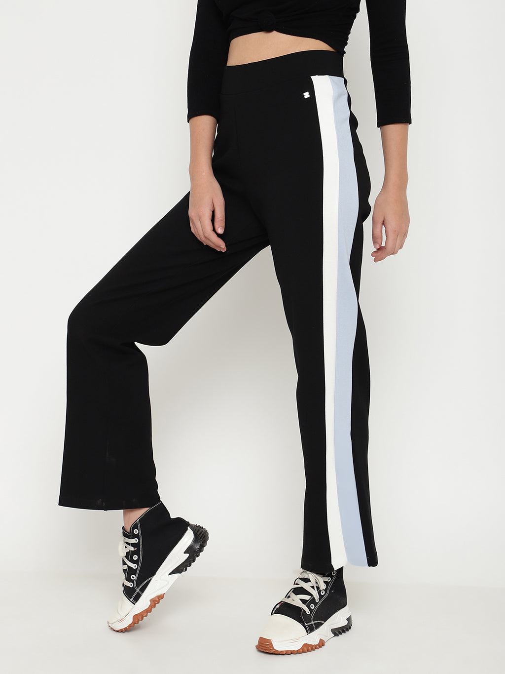 Stretchable High-Rise Women's Black Straight Treggings Beatnik