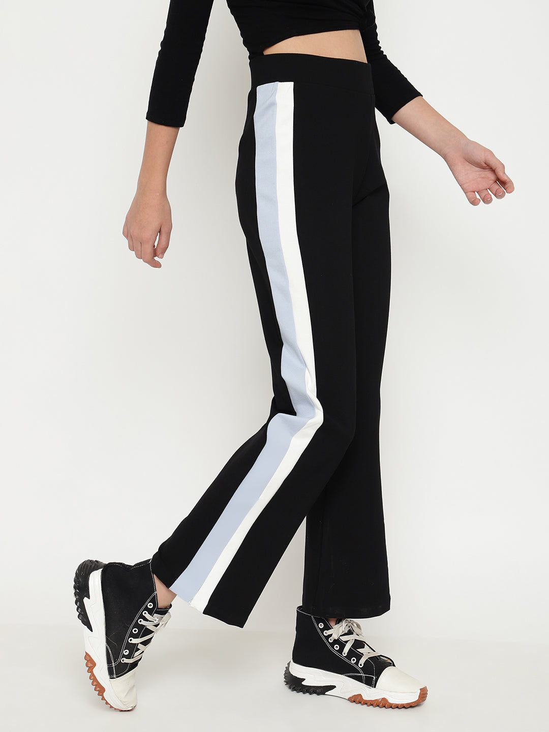 Stretchable High-Rise Women's Black Straight Treggings Beatnik