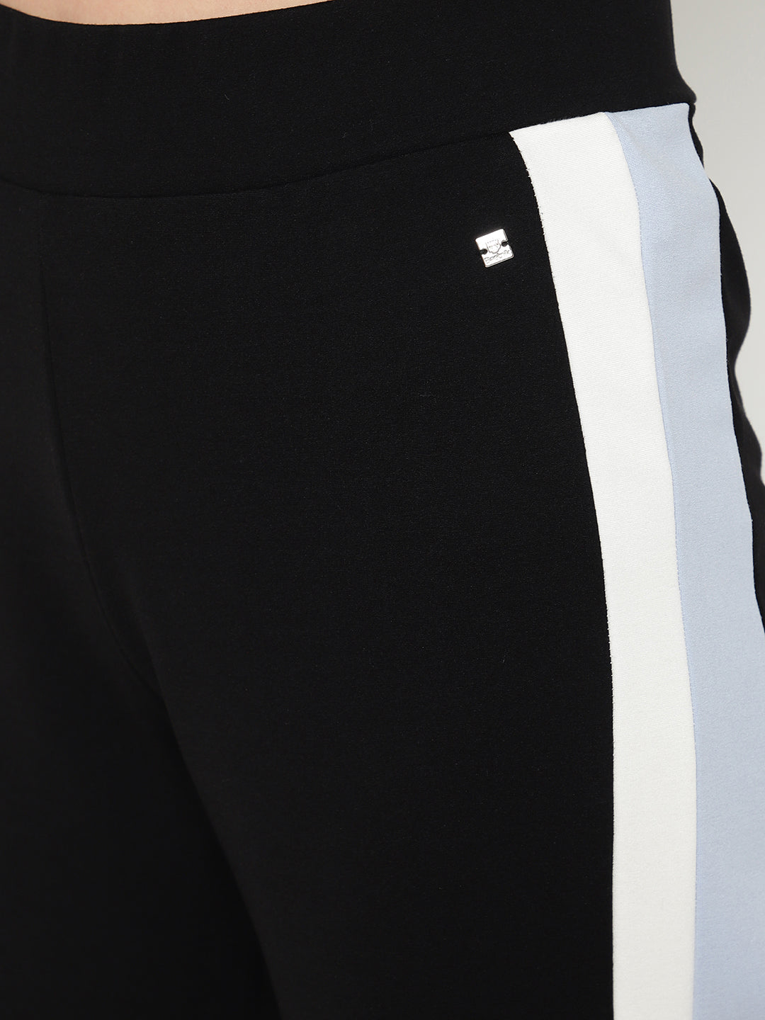 Stretchable High-Rise Women's Black Straight Treggings Beatnik