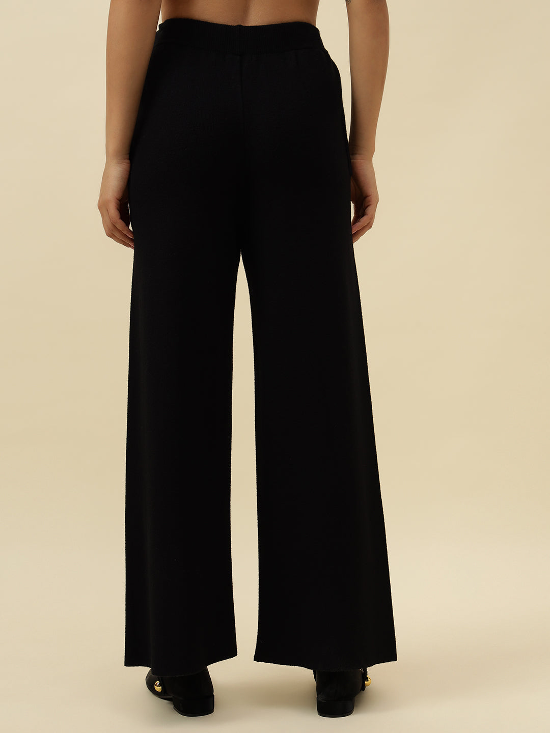 Cozy High-Rise Winter Black Treggings with Pockets