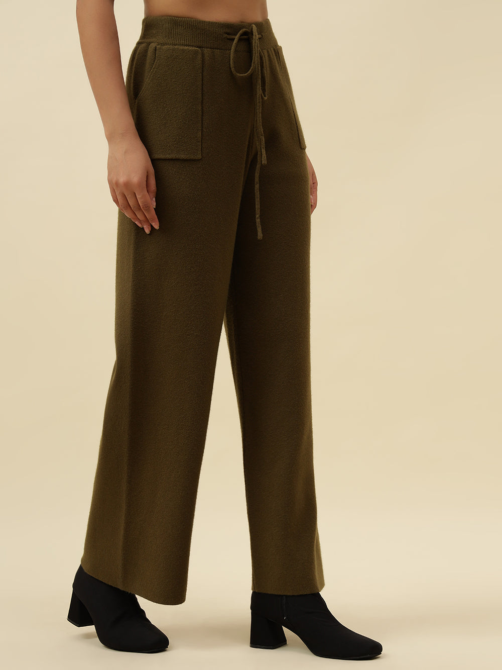 Cozy High-Rise Winter Olive Green Treggings with Pockets Beatnik