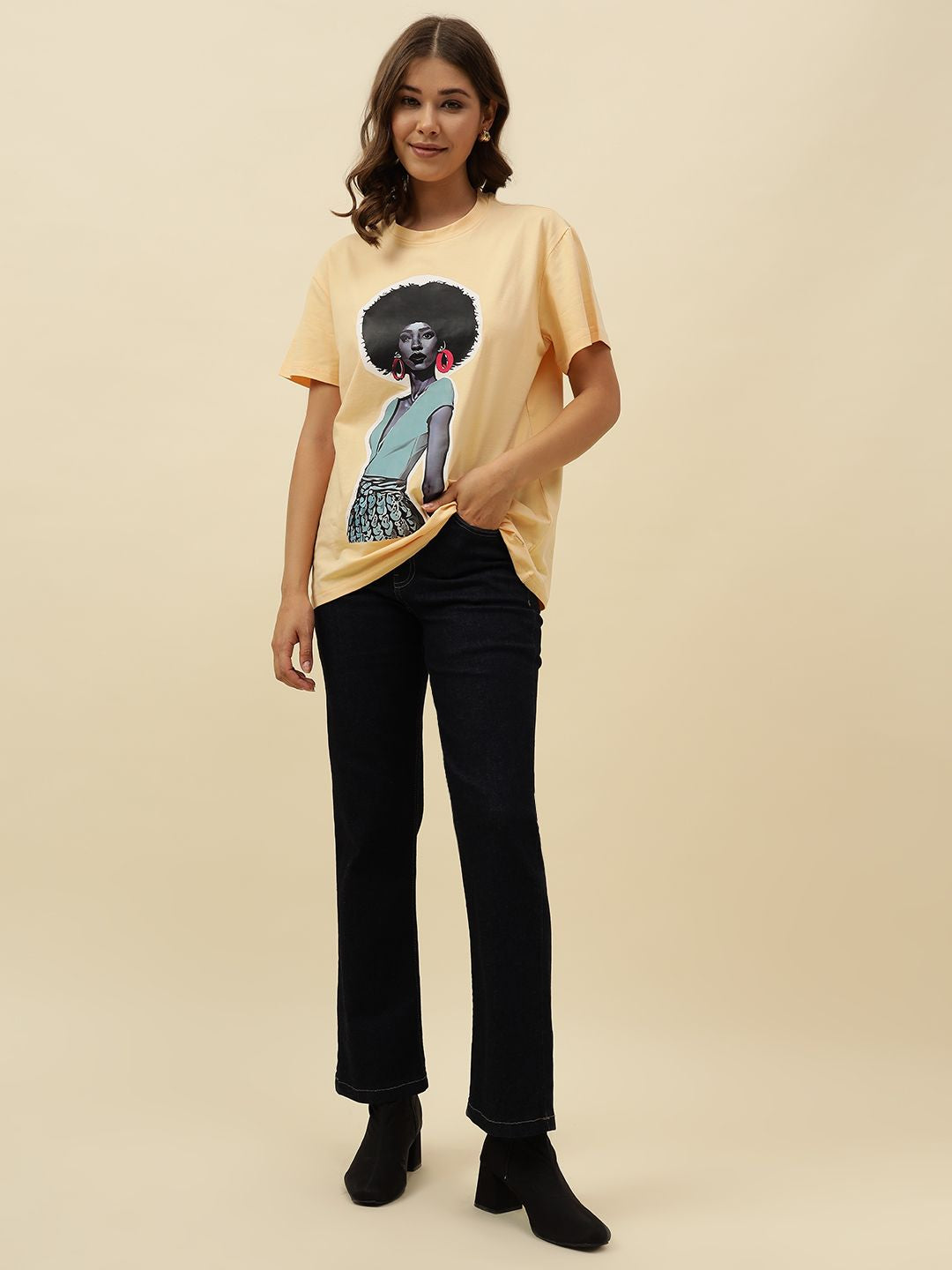 Figure print Short Sleeve Yellow T-Shirt Beatnik