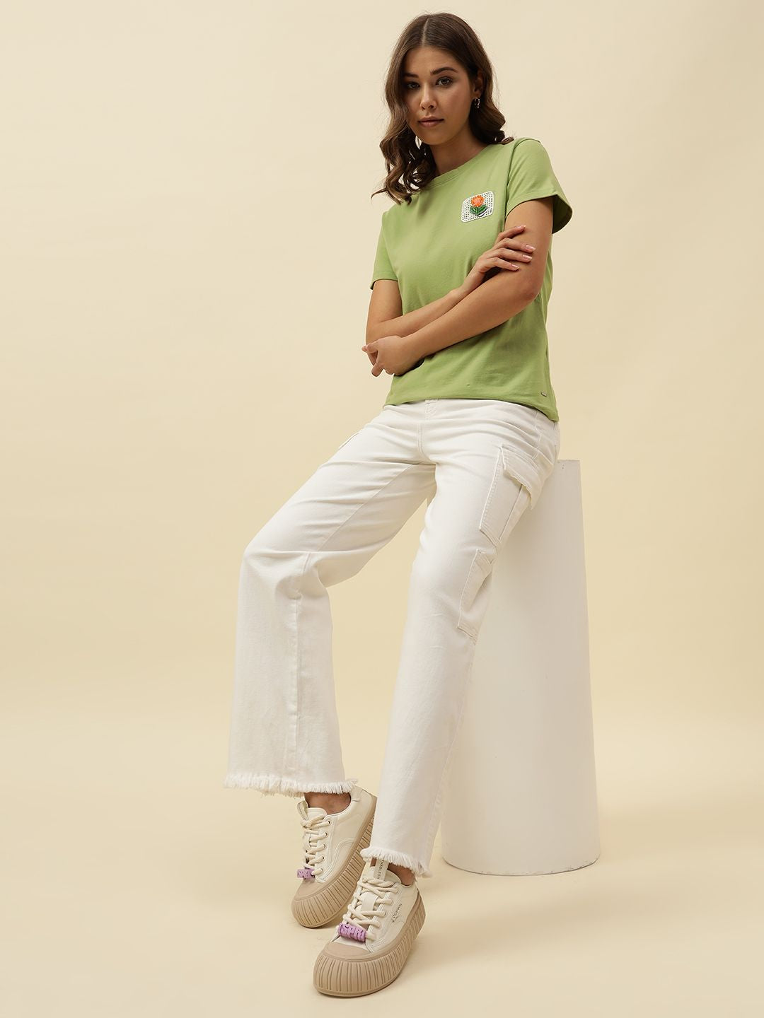 Solid Short Sleeve Light Green T-Shirt Beatnik