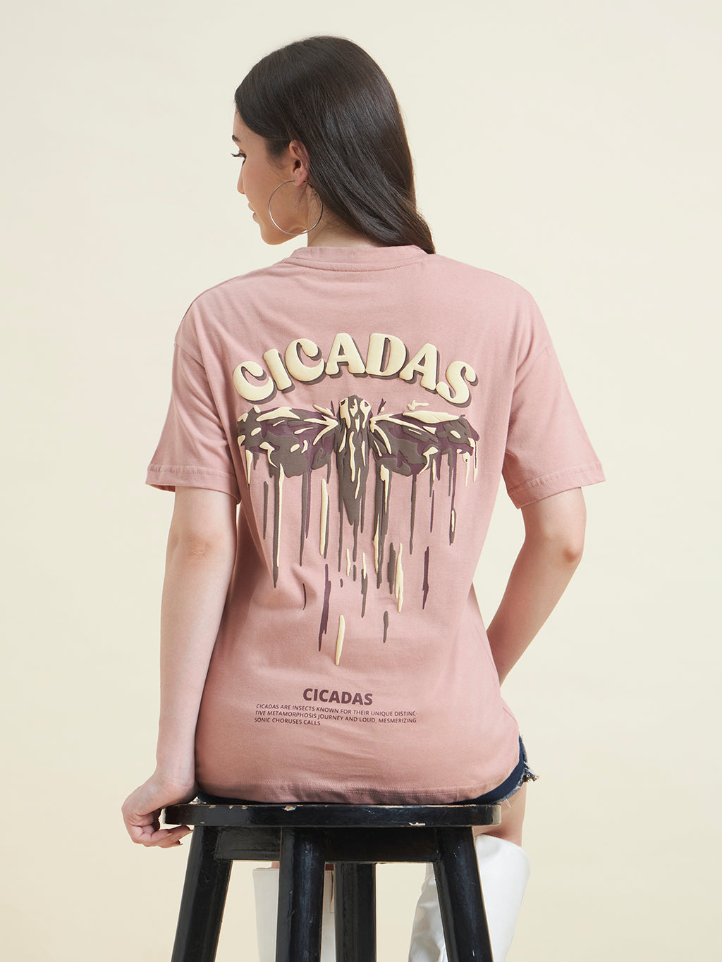 Women Cicadas Embossed print T-shirt