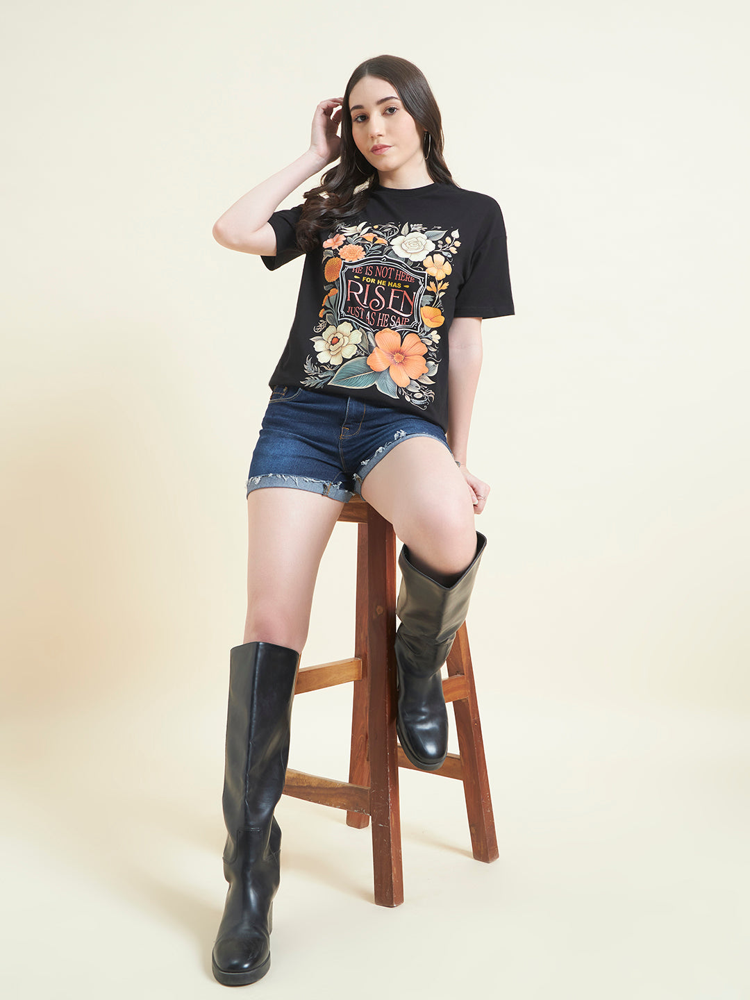 Women Flowral Embossed print T-shirt