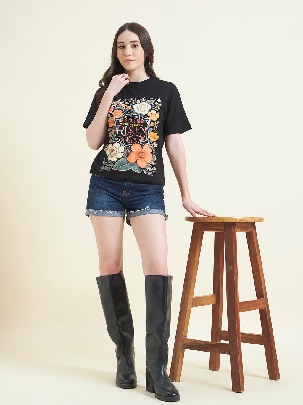 Women Flowral Embossed print T-shirt